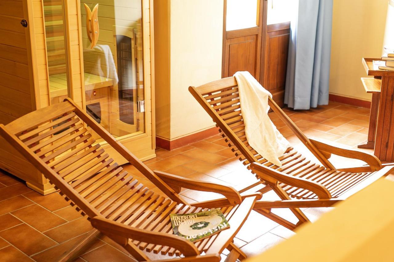 Borgo I Tre Baroni - Spa Suites & Resort Poppi Exterior photo