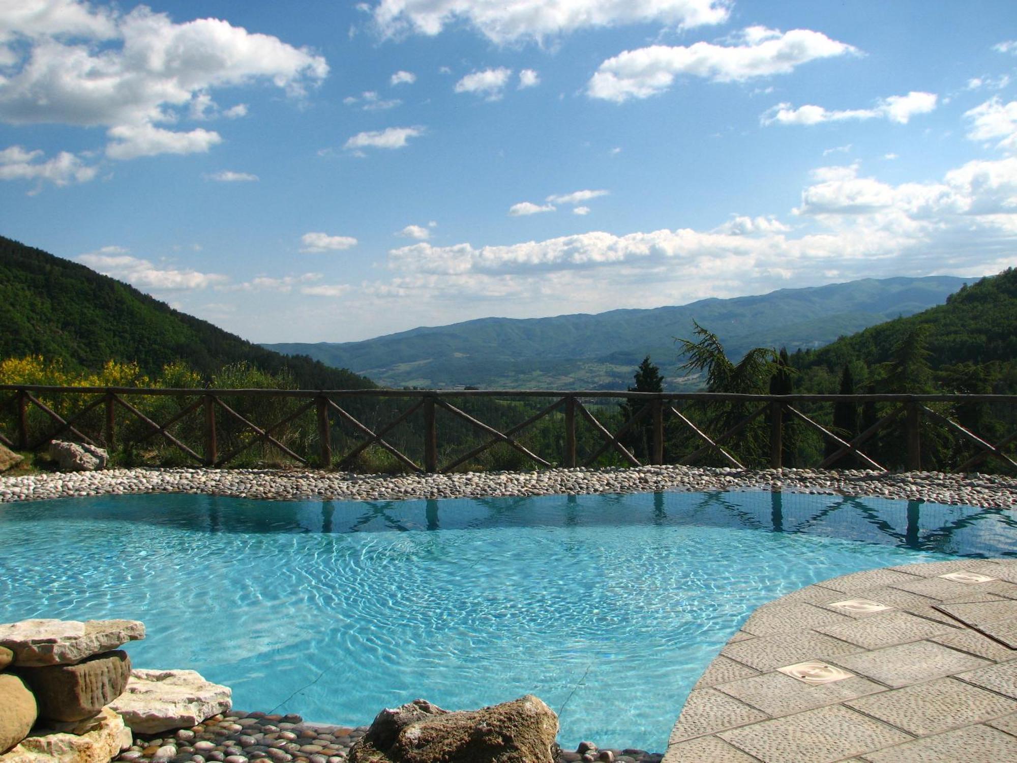 Borgo I Tre Baroni - Spa Suites & Resort Poppi Exterior photo