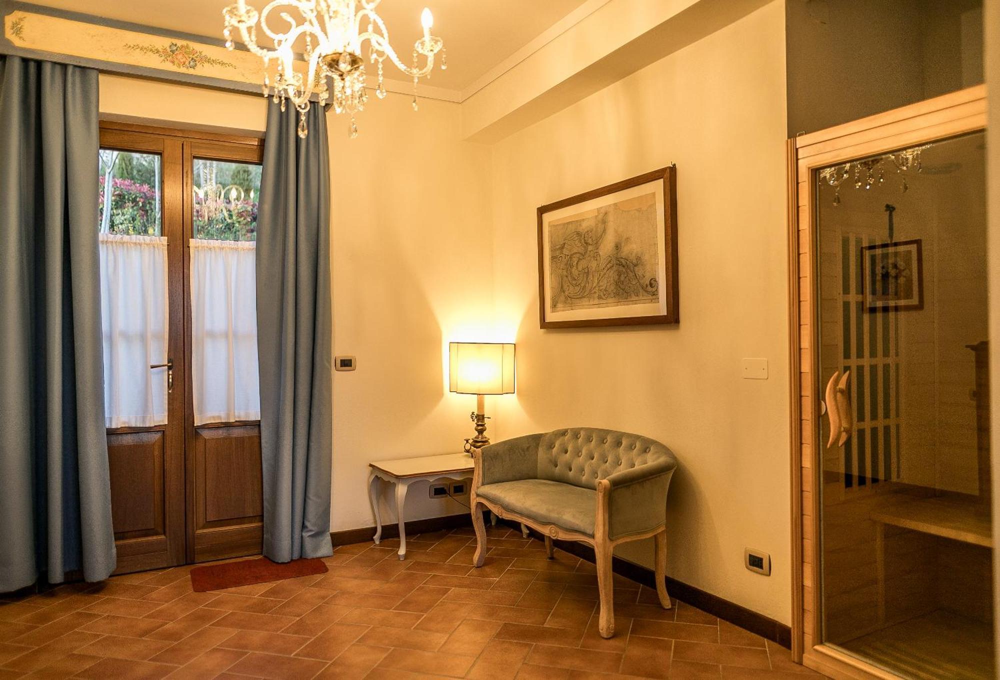 Borgo I Tre Baroni - Spa Suites & Resort Poppi Exterior photo